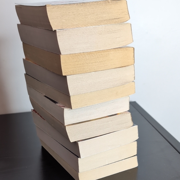 Fantasy and Paranormal Books, Vampires 10 Paperbacks Ilona Andrews, Macalister - Picture 14 of 16